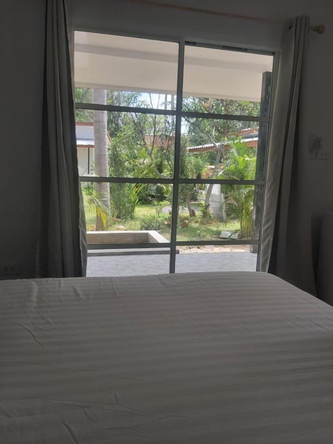Nice Home Stay At Samroiyod Baanphakrimlay Exterior photo